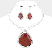 Load image into Gallery viewer, Red Abstract Round Pendant Choker Necklace
