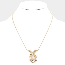 Load image into Gallery viewer, Geometric Triple Metal Layered Pendant Necklace
